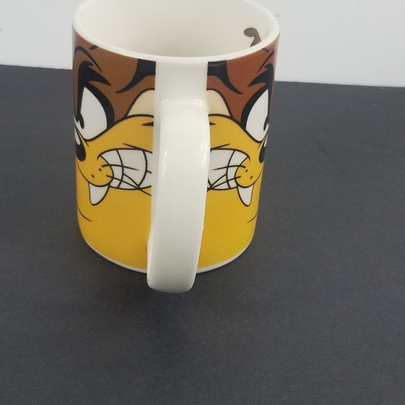 - Looney Tunes Tasmanian devil ceramic mug (Z3) - Picture 2 of 8
